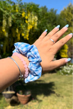 Load image into Gallery viewer, Scrunchies