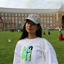 Load image into Gallery viewer, Manifest Abstract Embroidered White Sweatshirt 
